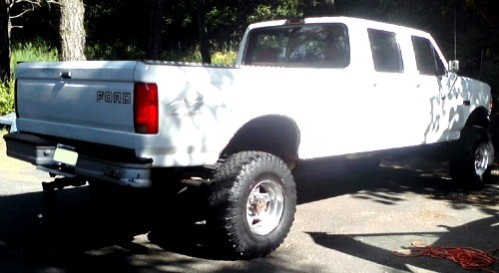 Ford F350 Extended Cab w Lift Kit